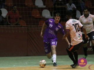 
<a style='margin-left: 5px;' class='btn btn-xs btn-social btn-facebook' href='https://www.facebook.com/sharer/sharer.php?u=https://boladovale.com.br/imgs/800-800-90/conteudo/fotos/1695/img0824.jpg' rel='popup' data-width='500' data-height='400'><i class='fa fa-facebook'></i>Compartilhar <span class='hidden-xs'>no Facebook</span>
</a> 
<a class='btn btn-default btn-xs' target='_blank' href='imgs/800-800-90/conteudo/fotos/1695/img0824.jpg'>
<span class='glyphicon glyphicon-cloud-download'></span> Salvar
</a> 
<span></span>