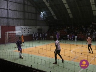 
<a style='margin-left: 5px;' class='btn btn-xs btn-social btn-facebook' href='https://www.facebook.com/sharer/sharer.php?u=https://boladovale.com.br/imgs/800-800-90/conteudo/fotos/1695/img0856.jpg' rel='popup' data-width='500' data-height='400'><i class='fa fa-facebook'></i>Compartilhar <span class='hidden-xs'>no Facebook</span>
</a> 
<a class='btn btn-default btn-xs' target='_blank' href='imgs/800-800-90/conteudo/fotos/1695/img0856.jpg'>
<span class='glyphicon glyphicon-cloud-download'></span> Salvar
</a> 
<span></span>