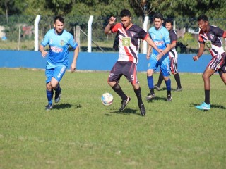 
<a style='margin-left: 5px;' class='btn btn-xs btn-social btn-facebook' href='https://www.facebook.com/sharer/sharer.php?u=https://boladovale.com.br/imgs/800-800-90/conteudo/fotos/1699/img7001.jpg' rel='popup' data-width='500' data-height='400'><i class='fa fa-facebook'></i>Compartilhar <span class='hidden-xs'>no Facebook</span>
</a> 
<a class='btn btn-default btn-xs' target='_blank' href='imgs/800-800-90/conteudo/fotos/1699/img7001.jpg'>
<span class='glyphicon glyphicon-cloud-download'></span> Salvar
</a> 
<span></span>