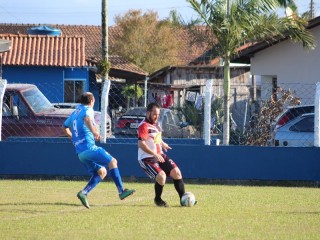 
<a style='margin-left: 5px;' class='btn btn-xs btn-social btn-facebook' href='https://www.facebook.com/sharer/sharer.php?u=https://boladovale.com.br/imgs/800-800-90/conteudo/fotos/1699/img7127.jpg' rel='popup' data-width='500' data-height='400'><i class='fa fa-facebook'></i>Compartilhar <span class='hidden-xs'>no Facebook</span>
</a> 
<a class='btn btn-default btn-xs' target='_blank' href='imgs/800-800-90/conteudo/fotos/1699/img7127.jpg'>
<span class='glyphicon glyphicon-cloud-download'></span> Salvar
</a> 
<span></span>