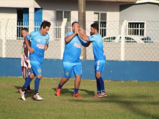 
<a style='margin-left: 5px;' class='btn btn-xs btn-social btn-facebook' href='https://www.facebook.com/sharer/sharer.php?u=https://boladovale.com.br/imgs/800-800-90/conteudo/fotos/1699/img7183.jpg' rel='popup' data-width='500' data-height='400'><i class='fa fa-facebook'></i>Compartilhar <span class='hidden-xs'>no Facebook</span>
</a> 
<a class='btn btn-default btn-xs' target='_blank' href='imgs/800-800-90/conteudo/fotos/1699/img7183.jpg'>
<span class='glyphicon glyphicon-cloud-download'></span> Salvar
</a> 
<span></span>