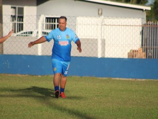 
<a style='margin-left: 5px;' class='btn btn-xs btn-social btn-facebook' href='https://www.facebook.com/sharer/sharer.php?u=https://boladovale.com.br/imgs/800-800-90/conteudo/fotos/1699/img7184.jpg' rel='popup' data-width='500' data-height='400'><i class='fa fa-facebook'></i>Compartilhar <span class='hidden-xs'>no Facebook</span>
</a> 
<a class='btn btn-default btn-xs' target='_blank' href='imgs/800-800-90/conteudo/fotos/1699/img7184.jpg'>
<span class='glyphicon glyphicon-cloud-download'></span> Salvar
</a> 
<span></span>