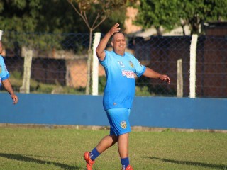 
<a style='margin-left: 5px;' class='btn btn-xs btn-social btn-facebook' href='https://www.facebook.com/sharer/sharer.php?u=https://boladovale.com.br/imgs/800-800-90/conteudo/fotos/1699/img7188.jpg' rel='popup' data-width='500' data-height='400'><i class='fa fa-facebook'></i>Compartilhar <span class='hidden-xs'>no Facebook</span>
</a> 
<a class='btn btn-default btn-xs' target='_blank' href='imgs/800-800-90/conteudo/fotos/1699/img7188.jpg'>
<span class='glyphicon glyphicon-cloud-download'></span> Salvar
</a> 
<span></span>