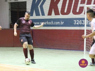 
<a style='margin-left: 5px;' class='btn btn-xs btn-social btn-facebook' href='https://www.facebook.com/sharer/sharer.php?u=https://boladovale.com.br/imgs/800-800-90/conteudo/fotos/1702/img1068.jpg' rel='popup' data-width='500' data-height='400'><i class='fa fa-facebook'></i>Compartilhar <span class='hidden-xs'>no Facebook</span>
</a> 
<a class='btn btn-default btn-xs' target='_blank' href='imgs/800-800-90/conteudo/fotos/1702/img1068.jpg'>
<span class='glyphicon glyphicon-cloud-download'></span> Salvar
</a> 
<span></span>