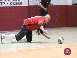 
<a style='margin-left: 5px;' class='btn btn-xs btn-social btn-facebook' href='https://www.facebook.com/sharer/sharer.php?u=https://boladovale.com.br/imgs/800-800-90/conteudo/fotos/1702/img1073.jpg' rel='popup' data-width='500' data-height='400'><i class='fa fa-facebook'></i>Compartilhar <span class='hidden-xs'>no Facebook</span>
</a> 
<a class='btn btn-default btn-xs' target='_blank' href='imgs/800-800-90/conteudo/fotos/1702/img1073.jpg'>
<span class='glyphicon glyphicon-cloud-download'></span> Salvar
</a> 
<span></span>