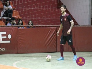 
<a style='margin-left: 5px;' class='btn btn-xs btn-social btn-facebook' href='https://www.facebook.com/sharer/sharer.php?u=https://boladovale.com.br/imgs/800-800-90/conteudo/fotos/1702/img1081.jpg' rel='popup' data-width='500' data-height='400'><i class='fa fa-facebook'></i>Compartilhar <span class='hidden-xs'>no Facebook</span>
</a> 
<a class='btn btn-default btn-xs' target='_blank' href='imgs/800-800-90/conteudo/fotos/1702/img1081.jpg'>
<span class='glyphicon glyphicon-cloud-download'></span> Salvar
</a> 
<span></span>