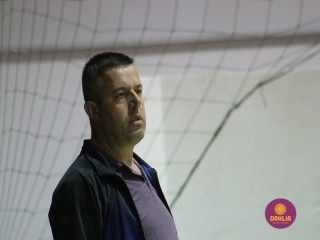 
<a style='margin-left: 5px;' class='btn btn-xs btn-social btn-facebook' href='https://www.facebook.com/sharer/sharer.php?u=https://boladovale.com.br/imgs/800-800-90/conteudo/fotos/1702/img1115.jpg' rel='popup' data-width='500' data-height='400'><i class='fa fa-facebook'></i>Compartilhar <span class='hidden-xs'>no Facebook</span>
</a> 
<a class='btn btn-default btn-xs' target='_blank' href='imgs/800-800-90/conteudo/fotos/1702/img1115.jpg'>
<span class='glyphicon glyphicon-cloud-download'></span> Salvar
</a> 
<span></span>