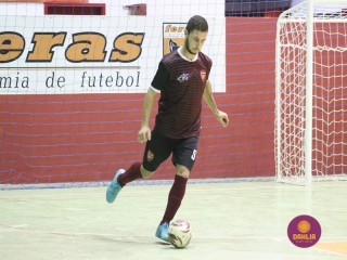 
<a style='margin-left: 5px;' class='btn btn-xs btn-social btn-facebook' href='https://www.facebook.com/sharer/sharer.php?u=https://boladovale.com.br/imgs/800-800-90/conteudo/fotos/1702/img1124.jpg' rel='popup' data-width='500' data-height='400'><i class='fa fa-facebook'></i>Compartilhar <span class='hidden-xs'>no Facebook</span>
</a> 
<a class='btn btn-default btn-xs' target='_blank' href='imgs/800-800-90/conteudo/fotos/1702/img1124.jpg'>
<span class='glyphicon glyphicon-cloud-download'></span> Salvar
</a> 
<span></span>