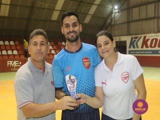 
<a style='margin-left: 5px;' class='btn btn-xs btn-social btn-facebook' href='https://www.facebook.com/sharer/sharer.php?u=https://boladovale.com.br/imgs/800-800-90/conteudo/fotos/1702/img1131.jpg' rel='popup' data-width='500' data-height='400'><i class='fa fa-facebook'></i>Compartilhar <span class='hidden-xs'>no Facebook</span>
</a> 
<a class='btn btn-default btn-xs' target='_blank' href='imgs/800-800-90/conteudo/fotos/1702/img1131.jpg'>
<span class='glyphicon glyphicon-cloud-download'></span> Salvar
</a> 
<span></span>
