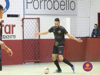 
<a style='margin-left: 5px;' class='btn btn-xs btn-social btn-facebook' href='https://www.facebook.com/sharer/sharer.php?u=https://boladovale.com.br/imgs/800-800-90/conteudo/fotos/1706/img1999.jpg' rel='popup' data-width='500' data-height='400'><i class='fa fa-facebook'></i>Compartilhar <span class='hidden-xs'>no Facebook</span>
</a> 
<a class='btn btn-default btn-xs' target='_blank' href='imgs/800-800-90/conteudo/fotos/1706/img1999.jpg'>
<span class='glyphicon glyphicon-cloud-download'></span> Salvar
</a> 
<span></span>