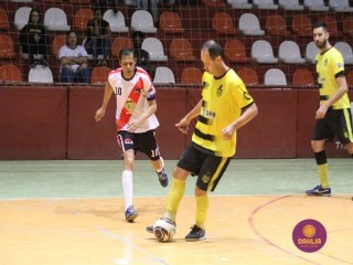 
<a style='margin-left: 5px;' class='btn btn-xs btn-social btn-facebook' href='https://www.facebook.com/sharer/sharer.php?u=https://boladovale.com.br/imgs/800-800-90/conteudo/fotos/1714/img2707.jpg' rel='popup' data-width='500' data-height='400'><i class='fa fa-facebook'></i>Compartilhar <span class='hidden-xs'>no Facebook</span>
</a> 
<a class='btn btn-default btn-xs' target='_blank' href='imgs/800-800-90/conteudo/fotos/1714/img2707.jpg'>
<span class='glyphicon glyphicon-cloud-download'></span> Salvar
</a> 
<span></span>
