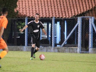 
<a style='margin-left: 5px;' class='btn btn-xs btn-social btn-facebook' href='https://www.facebook.com/sharer/sharer.php?u=https://boladovale.com.br/imgs/800-800-90/conteudo/fotos/1726/img0313.jpg' rel='popup' data-width='500' data-height='400'><i class='fa fa-facebook'></i>Compartilhar <span class='hidden-xs'>no Facebook</span>
</a> 
<a class='btn btn-default btn-xs' target='_blank' href='imgs/800-800-90/conteudo/fotos/1726/img0313.jpg'>
<span class='glyphicon glyphicon-cloud-download'></span> Salvar
</a> 
<span></span>