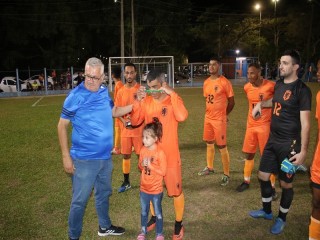 
<a style='margin-left: 5px;' class='btn btn-xs btn-social btn-facebook' href='https://www.facebook.com/sharer/sharer.php?u=https://boladovale.com.br/imgs/800-800-90/conteudo/fotos/1726/img0540.jpg' rel='popup' data-width='500' data-height='400'><i class='fa fa-facebook'></i>Compartilhar <span class='hidden-xs'>no Facebook</span>
</a> 
<a class='btn btn-default btn-xs' target='_blank' href='imgs/800-800-90/conteudo/fotos/1726/img0540.jpg'>
<span class='glyphicon glyphicon-cloud-download'></span> Salvar
</a> 
<span></span>