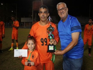 
<a style='margin-left: 5px;' class='btn btn-xs btn-social btn-facebook' href='https://www.facebook.com/sharer/sharer.php?u=https://boladovale.com.br/imgs/800-800-90/conteudo/fotos/1726/img0548.jpg' rel='popup' data-width='500' data-height='400'><i class='fa fa-facebook'></i>Compartilhar <span class='hidden-xs'>no Facebook</span>
</a> 
<a class='btn btn-default btn-xs' target='_blank' href='imgs/800-800-90/conteudo/fotos/1726/img0548.jpg'>
<span class='glyphicon glyphicon-cloud-download'></span> Salvar
</a> 
<span></span>