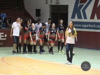 
<a style='margin-left: 5px;' class='btn btn-xs btn-social btn-facebook' href='https://www.facebook.com/sharer/sharer.php?u=https://boladovale.com.br/imgs/800-800-90/conteudo/fotos/1729/img9109.jpg' rel='popup' data-width='500' data-height='400'><i class='fa fa-facebook'></i>Compartilhar <span class='hidden-xs'>no Facebook</span>
</a> 
<a class='btn btn-default btn-xs' target='_blank' href='imgs/800-800-90/conteudo/fotos/1729/img9109.jpg'>
<span class='glyphicon glyphicon-cloud-download'></span> Salvar
</a> 
<span></span>