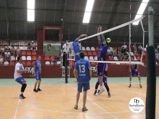 
<a style='margin-left: 5px;' class='btn btn-xs btn-social btn-facebook' href='https://www.facebook.com/sharer/sharer.php?u=https://boladovale.com.br/imgs/800-800-90/conteudo/fotos/1732/img8285.jpg' rel='popup' data-width='500' data-height='400'><i class='fa fa-facebook'></i>Compartilhar <span class='hidden-xs'>no Facebook</span>
</a> 
<a class='btn btn-default btn-xs' target='_blank' href='imgs/800-800-90/conteudo/fotos/1732/img8285.jpg'>
<span class='glyphicon glyphicon-cloud-download'></span> Salvar
</a> 
<span></span>