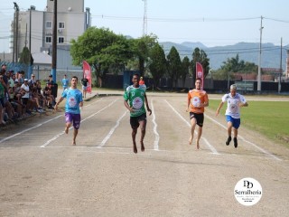
<a style='margin-left: 5px;' class='btn btn-xs btn-social btn-facebook' href='https://www.facebook.com/sharer/sharer.php?u=https://boladovale.com.br/imgs/800-800-90/conteudo/fotos/1734/img9238.jpg' rel='popup' data-width='500' data-height='400'><i class='fa fa-facebook'></i>Compartilhar <span class='hidden-xs'>no Facebook</span>
</a> 
<a class='btn btn-default btn-xs' target='_blank' href='imgs/800-800-90/conteudo/fotos/1734/img9238.jpg'>
<span class='glyphicon glyphicon-cloud-download'></span> Salvar
</a> 
<span></span>