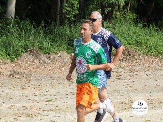 
<a style='margin-left: 5px;' class='btn btn-xs btn-social btn-facebook' href='https://www.facebook.com/sharer/sharer.php?u=https://boladovale.com.br/imgs/800-800-90/conteudo/fotos/1736/img9288.jpg' rel='popup' data-width='500' data-height='400'><i class='fa fa-facebook'></i>Compartilhar <span class='hidden-xs'>no Facebook</span>
</a> 
<a class='btn btn-default btn-xs' target='_blank' href='imgs/800-800-90/conteudo/fotos/1736/img9288.jpg'>
<span class='glyphicon glyphicon-cloud-download'></span> Salvar
</a> 
<span></span>