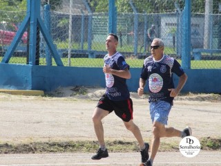 
<a style='margin-left: 5px;' class='btn btn-xs btn-social btn-facebook' href='https://www.facebook.com/sharer/sharer.php?u=https://boladovale.com.br/imgs/800-800-90/conteudo/fotos/1736/img9299.jpg' rel='popup' data-width='500' data-height='400'><i class='fa fa-facebook'></i>Compartilhar <span class='hidden-xs'>no Facebook</span>
</a> 
<a class='btn btn-default btn-xs' target='_blank' href='imgs/800-800-90/conteudo/fotos/1736/img9299.jpg'>
<span class='glyphicon glyphicon-cloud-download'></span> Salvar
</a> 
<span></span>