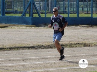 
<a style='margin-left: 5px;' class='btn btn-xs btn-social btn-facebook' href='https://www.facebook.com/sharer/sharer.php?u=https://boladovale.com.br/imgs/800-800-90/conteudo/fotos/1736/img9332.jpg' rel='popup' data-width='500' data-height='400'><i class='fa fa-facebook'></i>Compartilhar <span class='hidden-xs'>no Facebook</span>
</a> 
<a class='btn btn-default btn-xs' target='_blank' href='imgs/800-800-90/conteudo/fotos/1736/img9332.jpg'>
<span class='glyphicon glyphicon-cloud-download'></span> Salvar
</a> 
<span></span>