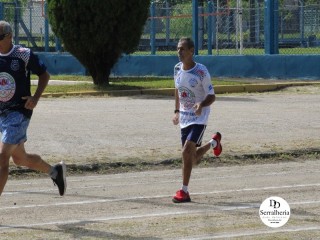 
<a style='margin-left: 5px;' class='btn btn-xs btn-social btn-facebook' href='https://www.facebook.com/sharer/sharer.php?u=https://boladovale.com.br/imgs/800-800-90/conteudo/fotos/1736/img9333.jpg' rel='popup' data-width='500' data-height='400'><i class='fa fa-facebook'></i>Compartilhar <span class='hidden-xs'>no Facebook</span>
</a> 
<a class='btn btn-default btn-xs' target='_blank' href='imgs/800-800-90/conteudo/fotos/1736/img9333.jpg'>
<span class='glyphicon glyphicon-cloud-download'></span> Salvar
</a> 
<span></span>