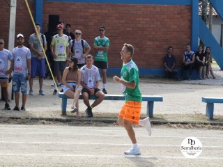 
<a style='margin-left: 5px;' class='btn btn-xs btn-social btn-facebook' href='https://www.facebook.com/sharer/sharer.php?u=https://boladovale.com.br/imgs/800-800-90/conteudo/fotos/1736/img9342.jpg' rel='popup' data-width='500' data-height='400'><i class='fa fa-facebook'></i>Compartilhar <span class='hidden-xs'>no Facebook</span>
</a> 
<a class='btn btn-default btn-xs' target='_blank' href='imgs/800-800-90/conteudo/fotos/1736/img9342.jpg'>
<span class='glyphicon glyphicon-cloud-download'></span> Salvar
</a> 
<span></span>