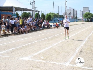 
<a style='margin-left: 5px;' class='btn btn-xs btn-social btn-facebook' href='https://www.facebook.com/sharer/sharer.php?u=https://boladovale.com.br/imgs/800-800-90/conteudo/fotos/1737/img8707.jpg' rel='popup' data-width='500' data-height='400'><i class='fa fa-facebook'></i>Compartilhar <span class='hidden-xs'>no Facebook</span>
</a> 
<a class='btn btn-default btn-xs' target='_blank' href='imgs/800-800-90/conteudo/fotos/1737/img8707.jpg'>
<span class='glyphicon glyphicon-cloud-download'></span> Salvar
</a> 
<span></span>