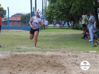 
<a style='margin-left: 5px;' class='btn btn-xs btn-social btn-facebook' href='https://www.facebook.com/sharer/sharer.php?u=https://boladovale.com.br/imgs/800-800-90/conteudo/fotos/1739/img9423.jpg' rel='popup' data-width='500' data-height='400'><i class='fa fa-facebook'></i>Compartilhar <span class='hidden-xs'>no Facebook</span>
</a> 
<a class='btn btn-default btn-xs' target='_blank' href='imgs/800-800-90/conteudo/fotos/1739/img9423.jpg'>
<span class='glyphicon glyphicon-cloud-download'></span> Salvar
</a> 
<span></span>