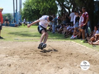 
<a style='margin-left: 5px;' class='btn btn-xs btn-social btn-facebook' href='https://www.facebook.com/sharer/sharer.php?u=https://boladovale.com.br/imgs/800-800-90/conteudo/fotos/1740/img8975.jpg' rel='popup' data-width='500' data-height='400'><i class='fa fa-facebook'></i>Compartilhar <span class='hidden-xs'>no Facebook</span>
</a> 
<a class='btn btn-default btn-xs' target='_blank' href='imgs/800-800-90/conteudo/fotos/1740/img8975.jpg'>
<span class='glyphicon glyphicon-cloud-download'></span> Salvar
</a> 
<span></span>