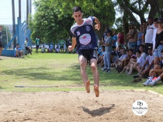 
<a style='margin-left: 5px;' class='btn btn-xs btn-social btn-facebook' href='https://www.facebook.com/sharer/sharer.php?u=https://boladovale.com.br/imgs/800-800-90/conteudo/fotos/1740/img8991.jpg' rel='popup' data-width='500' data-height='400'><i class='fa fa-facebook'></i>Compartilhar <span class='hidden-xs'>no Facebook</span>
</a> 
<a class='btn btn-default btn-xs' target='_blank' href='imgs/800-800-90/conteudo/fotos/1740/img8991.jpg'>
<span class='glyphicon glyphicon-cloud-download'></span> Salvar
</a> 
<span></span>