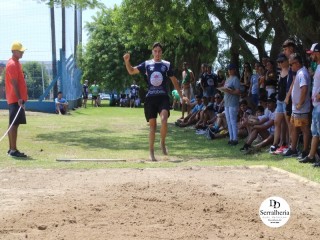 
<a style='margin-left: 5px;' class='btn btn-xs btn-social btn-facebook' href='https://www.facebook.com/sharer/sharer.php?u=https://boladovale.com.br/imgs/800-800-90/conteudo/fotos/1740/img9107.jpg' rel='popup' data-width='500' data-height='400'><i class='fa fa-facebook'></i>Compartilhar <span class='hidden-xs'>no Facebook</span>
</a> 
<a class='btn btn-default btn-xs' target='_blank' href='imgs/800-800-90/conteudo/fotos/1740/img9107.jpg'>
<span class='glyphicon glyphicon-cloud-download'></span> Salvar
</a> 
<span></span>
