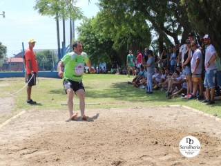 
<a style='margin-left: 5px;' class='btn btn-xs btn-social btn-facebook' href='https://www.facebook.com/sharer/sharer.php?u=https://boladovale.com.br/imgs/800-800-90/conteudo/fotos/1740/img9145.jpg' rel='popup' data-width='500' data-height='400'><i class='fa fa-facebook'></i>Compartilhar <span class='hidden-xs'>no Facebook</span>
</a> 
<a class='btn btn-default btn-xs' target='_blank' href='imgs/800-800-90/conteudo/fotos/1740/img9145.jpg'>
<span class='glyphicon glyphicon-cloud-download'></span> Salvar
</a> 
<span></span>