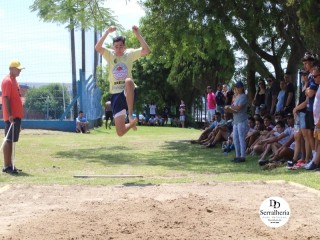 
<a style='margin-left: 5px;' class='btn btn-xs btn-social btn-facebook' href='https://www.facebook.com/sharer/sharer.php?u=https://boladovale.com.br/imgs/800-800-90/conteudo/fotos/1740/img9189.jpg' rel='popup' data-width='500' data-height='400'><i class='fa fa-facebook'></i>Compartilhar <span class='hidden-xs'>no Facebook</span>
</a> 
<a class='btn btn-default btn-xs' target='_blank' href='imgs/800-800-90/conteudo/fotos/1740/img9189.jpg'>
<span class='glyphicon glyphicon-cloud-download'></span> Salvar
</a> 
<span></span>