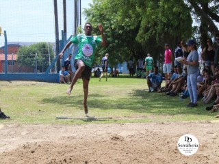 
<a style='margin-left: 5px;' class='btn btn-xs btn-social btn-facebook' href='https://www.facebook.com/sharer/sharer.php?u=https://boladovale.com.br/imgs/800-800-90/conteudo/fotos/1740/img9252.jpg' rel='popup' data-width='500' data-height='400'><i class='fa fa-facebook'></i>Compartilhar <span class='hidden-xs'>no Facebook</span>
</a> 
<a class='btn btn-default btn-xs' target='_blank' href='imgs/800-800-90/conteudo/fotos/1740/img9252.jpg'>
<span class='glyphicon glyphicon-cloud-download'></span> Salvar
</a> 
<span></span>