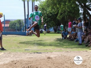 
<a style='margin-left: 5px;' class='btn btn-xs btn-social btn-facebook' href='https://www.facebook.com/sharer/sharer.php?u=https://boladovale.com.br/imgs/800-800-90/conteudo/fotos/1740/img9253.jpg' rel='popup' data-width='500' data-height='400'><i class='fa fa-facebook'></i>Compartilhar <span class='hidden-xs'>no Facebook</span>
</a> 
<a class='btn btn-default btn-xs' target='_blank' href='imgs/800-800-90/conteudo/fotos/1740/img9253.jpg'>
<span class='glyphicon glyphicon-cloud-download'></span> Salvar
</a> 
<span></span>