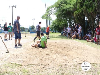 
<a style='margin-left: 5px;' class='btn btn-xs btn-social btn-facebook' href='https://www.facebook.com/sharer/sharer.php?u=https://boladovale.com.br/imgs/800-800-90/conteudo/fotos/1740/img9285.jpg' rel='popup' data-width='500' data-height='400'><i class='fa fa-facebook'></i>Compartilhar <span class='hidden-xs'>no Facebook</span>
</a> 
<a class='btn btn-default btn-xs' target='_blank' href='imgs/800-800-90/conteudo/fotos/1740/img9285.jpg'>
<span class='glyphicon glyphicon-cloud-download'></span> Salvar
</a> 
<span></span>