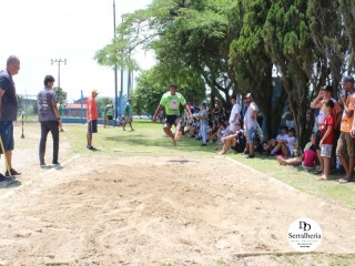 
<a style='margin-left: 5px;' class='btn btn-xs btn-social btn-facebook' href='https://www.facebook.com/sharer/sharer.php?u=https://boladovale.com.br/imgs/800-800-90/conteudo/fotos/1740/img9295.jpg' rel='popup' data-width='500' data-height='400'><i class='fa fa-facebook'></i>Compartilhar <span class='hidden-xs'>no Facebook</span>
</a> 
<a class='btn btn-default btn-xs' target='_blank' href='imgs/800-800-90/conteudo/fotos/1740/img9295.jpg'>
<span class='glyphicon glyphicon-cloud-download'></span> Salvar
</a> 
<span></span>