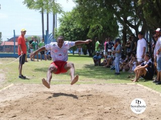 
<a style='margin-left: 5px;' class='btn btn-xs btn-social btn-facebook' href='https://www.facebook.com/sharer/sharer.php?u=https://boladovale.com.br/imgs/800-800-90/conteudo/fotos/1740/img9307.jpg' rel='popup' data-width='500' data-height='400'><i class='fa fa-facebook'></i>Compartilhar <span class='hidden-xs'>no Facebook</span>
</a> 
<a class='btn btn-default btn-xs' target='_blank' href='imgs/800-800-90/conteudo/fotos/1740/img9307.jpg'>
<span class='glyphicon glyphicon-cloud-download'></span> Salvar
</a> 
<span></span>