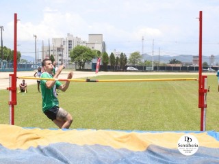 
<a style='margin-left: 5px;' class='btn btn-xs btn-social btn-facebook' href='https://www.facebook.com/sharer/sharer.php?u=https://boladovale.com.br/imgs/800-800-90/conteudo/fotos/1742/img9565.jpg' rel='popup' data-width='500' data-height='400'><i class='fa fa-facebook'></i>Compartilhar <span class='hidden-xs'>no Facebook</span>
</a> 
<a class='btn btn-default btn-xs' target='_blank' href='imgs/800-800-90/conteudo/fotos/1742/img9565.jpg'>
<span class='glyphicon glyphicon-cloud-download'></span> Salvar
</a> 
<span></span>