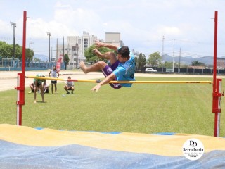 
<a style='margin-left: 5px;' class='btn btn-xs btn-social btn-facebook' href='https://www.facebook.com/sharer/sharer.php?u=https://boladovale.com.br/imgs/800-800-90/conteudo/fotos/1742/img9574.jpg' rel='popup' data-width='500' data-height='400'><i class='fa fa-facebook'></i>Compartilhar <span class='hidden-xs'>no Facebook</span>
</a> 
<a class='btn btn-default btn-xs' target='_blank' href='imgs/800-800-90/conteudo/fotos/1742/img9574.jpg'>
<span class='glyphicon glyphicon-cloud-download'></span> Salvar
</a> 
<span></span>