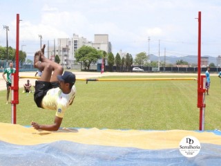 
<a style='margin-left: 5px;' class='btn btn-xs btn-social btn-facebook' href='https://www.facebook.com/sharer/sharer.php?u=https://boladovale.com.br/imgs/800-800-90/conteudo/fotos/1742/img9581.jpg' rel='popup' data-width='500' data-height='400'><i class='fa fa-facebook'></i>Compartilhar <span class='hidden-xs'>no Facebook</span>
</a> 
<a class='btn btn-default btn-xs' target='_blank' href='imgs/800-800-90/conteudo/fotos/1742/img9581.jpg'>
<span class='glyphicon glyphicon-cloud-download'></span> Salvar
</a> 
<span></span>