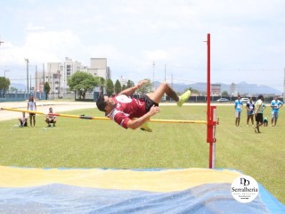 
<a style='margin-left: 5px;' class='btn btn-xs btn-social btn-facebook' href='https://www.facebook.com/sharer/sharer.php?u=https://boladovale.com.br/imgs/800-800-90/conteudo/fotos/1742/img9588.jpg' rel='popup' data-width='500' data-height='400'><i class='fa fa-facebook'></i>Compartilhar <span class='hidden-xs'>no Facebook</span>
</a> 
<a class='btn btn-default btn-xs' target='_blank' href='imgs/800-800-90/conteudo/fotos/1742/img9588.jpg'>
<span class='glyphicon glyphicon-cloud-download'></span> Salvar
</a> 
<span></span>