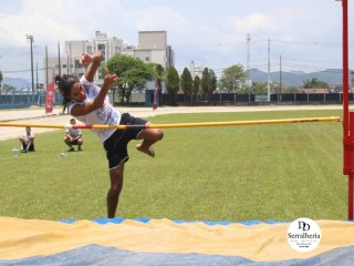 
<a style='margin-left: 5px;' class='btn btn-xs btn-social btn-facebook' href='https://www.facebook.com/sharer/sharer.php?u=https://boladovale.com.br/imgs/800-800-90/conteudo/fotos/1742/img9591.jpg' rel='popup' data-width='500' data-height='400'><i class='fa fa-facebook'></i>Compartilhar <span class='hidden-xs'>no Facebook</span>
</a> 
<a class='btn btn-default btn-xs' target='_blank' href='imgs/800-800-90/conteudo/fotos/1742/img9591.jpg'>
<span class='glyphicon glyphicon-cloud-download'></span> Salvar
</a> 
<span></span>