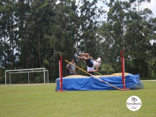
<a style='margin-left: 5px;' class='btn btn-xs btn-social btn-facebook' href='https://www.facebook.com/sharer/sharer.php?u=https://boladovale.com.br/imgs/800-800-90/conteudo/fotos/1742/img9734.jpg' rel='popup' data-width='500' data-height='400'><i class='fa fa-facebook'></i>Compartilhar <span class='hidden-xs'>no Facebook</span>
</a> 
<a class='btn btn-default btn-xs' target='_blank' href='imgs/800-800-90/conteudo/fotos/1742/img9734.jpg'>
<span class='glyphicon glyphicon-cloud-download'></span> Salvar
</a> 
<span></span>