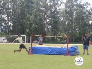 
<a style='margin-left: 5px;' class='btn btn-xs btn-social btn-facebook' href='https://www.facebook.com/sharer/sharer.php?u=https://boladovale.com.br/imgs/800-800-90/conteudo/fotos/1742/img9848.jpg' rel='popup' data-width='500' data-height='400'><i class='fa fa-facebook'></i>Compartilhar <span class='hidden-xs'>no Facebook</span>
</a> 
<a class='btn btn-default btn-xs' target='_blank' href='imgs/800-800-90/conteudo/fotos/1742/img9848.jpg'>
<span class='glyphicon glyphicon-cloud-download'></span> Salvar
</a> 
<span></span>