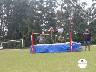 
<a style='margin-left: 5px;' class='btn btn-xs btn-social btn-facebook' href='https://www.facebook.com/sharer/sharer.php?u=https://boladovale.com.br/imgs/800-800-90/conteudo/fotos/1742/img9864.jpg' rel='popup' data-width='500' data-height='400'><i class='fa fa-facebook'></i>Compartilhar <span class='hidden-xs'>no Facebook</span>
</a> 
<a class='btn btn-default btn-xs' target='_blank' href='imgs/800-800-90/conteudo/fotos/1742/img9864.jpg'>
<span class='glyphicon glyphicon-cloud-download'></span> Salvar
</a> 
<span></span>