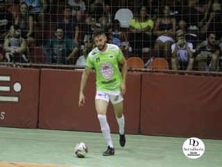 
<a style='margin-left: 5px;' class='btn btn-xs btn-social btn-facebook' href='https://www.facebook.com/sharer/sharer.php?u=https://boladovale.com.br/imgs/800-800-90/conteudo/fotos/1753/img0615.jpg' rel='popup' data-width='500' data-height='400'><i class='fa fa-facebook'></i>Compartilhar <span class='hidden-xs'>no Facebook</span>
</a> 
<a class='btn btn-default btn-xs' target='_blank' href='imgs/800-800-90/conteudo/fotos/1753/img0615.jpg'>
<span class='glyphicon glyphicon-cloud-download'></span> Salvar
</a> 
<span></span>
