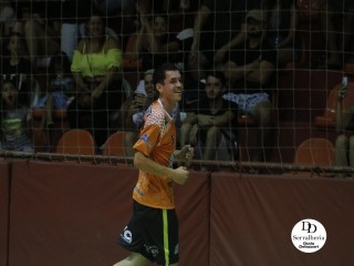 
<a style='margin-left: 5px;' class='btn btn-xs btn-social btn-facebook' href='https://www.facebook.com/sharer/sharer.php?u=https://boladovale.com.br/imgs/800-800-90/conteudo/fotos/1753/img0631.jpg' rel='popup' data-width='500' data-height='400'><i class='fa fa-facebook'></i>Compartilhar <span class='hidden-xs'>no Facebook</span>
</a> 
<a class='btn btn-default btn-xs' target='_blank' href='imgs/800-800-90/conteudo/fotos/1753/img0631.jpg'>
<span class='glyphicon glyphicon-cloud-download'></span> Salvar
</a> 
<span></span>