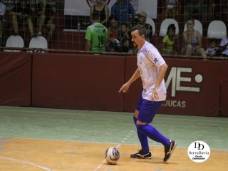 
<a style='margin-left: 5px;' class='btn btn-xs btn-social btn-facebook' href='https://www.facebook.com/sharer/sharer.php?u=https://boladovale.com.br/imgs/800-800-90/conteudo/fotos/1754/img0715.jpg' rel='popup' data-width='500' data-height='400'><i class='fa fa-facebook'></i>Compartilhar <span class='hidden-xs'>no Facebook</span>
</a> 
<a class='btn btn-default btn-xs' target='_blank' href='imgs/800-800-90/conteudo/fotos/1754/img0715.jpg'>
<span class='glyphicon glyphicon-cloud-download'></span> Salvar
</a> 
<span></span>