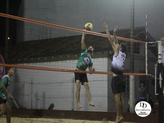 
<a style='margin-left: 5px;' class='btn btn-xs btn-social btn-facebook' href='https://www.facebook.com/sharer/sharer.php?u=https://boladovale.com.br/imgs/800-800-90/conteudo/fotos/1755/img0525.jpg' rel='popup' data-width='500' data-height='400'><i class='fa fa-facebook'></i>Compartilhar <span class='hidden-xs'>no Facebook</span>
</a> 
<a class='btn btn-default btn-xs' target='_blank' href='imgs/800-800-90/conteudo/fotos/1755/img0525.jpg'>
<span class='glyphicon glyphicon-cloud-download'></span> Salvar
</a> 
<span></span>